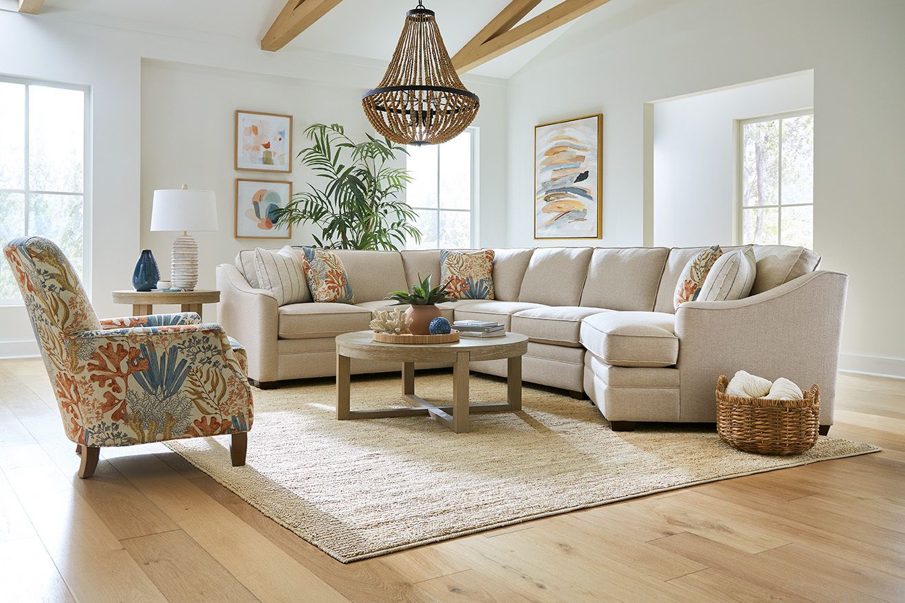 Ready to bring in the weekend? 🥂 Whether your plans include a movie marathon, hosting family, or just catching up on your favorite book, this cozy setup (Fisher F9431) is designed for having a relaxing time.

Kick off your shoes, stretch out, and enjoy a well-deserved break! 

#CraftmasterFurniture #CraftedByCraftmaster #F9Series #MadeInNC #InteriorDesign #LivingRoomDesign #ComfortByDesign #WeekendRelaxation #SectionalLiving #CozyVibes